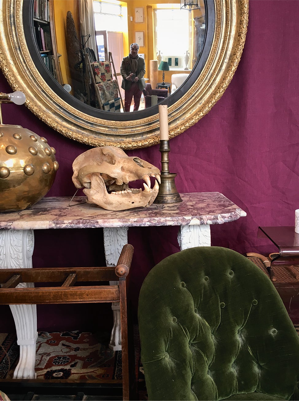 A rare selfie taken at <a href="http://www.hodsoll.com/" target="_blank">Christopher Hodsoll Antiques & Interiors in London</a>